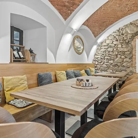 A Restaurace Regina 3* Větřní