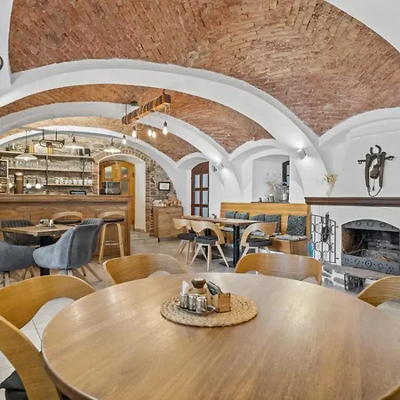 A Restaurace Regina Větřní