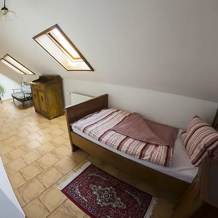 Gæstehus Regina 3*